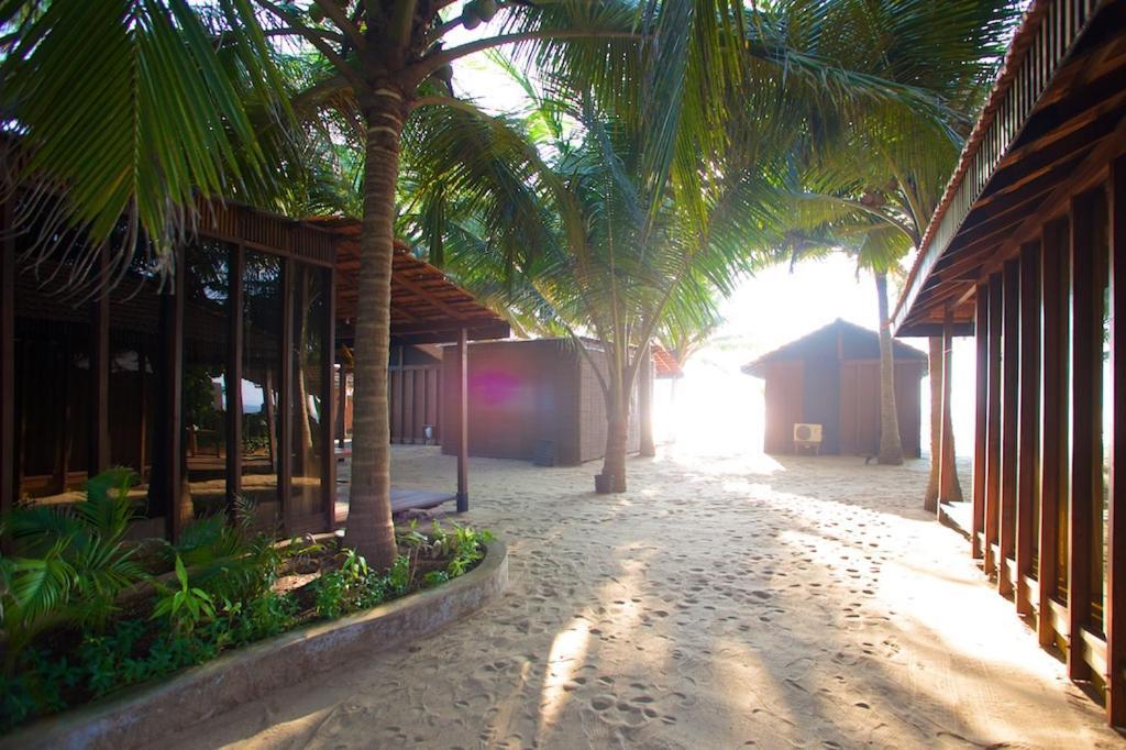 Dunhill Beach Resort Agonda Exterior foto
