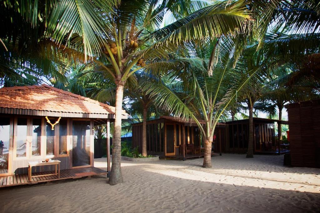 Dunhill Beach Resort Agonda Exterior foto